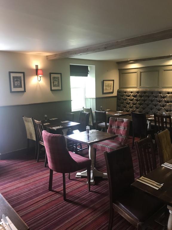 Riccarton Inn Currie エクステリア 写真